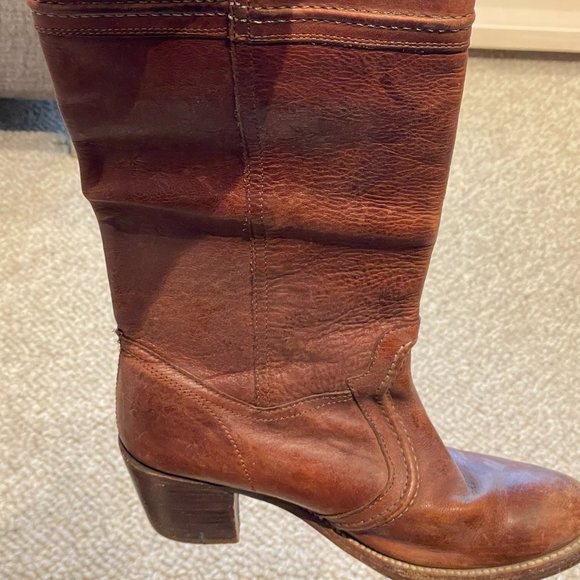 Frye Leather Books - Picture 1 of 3
